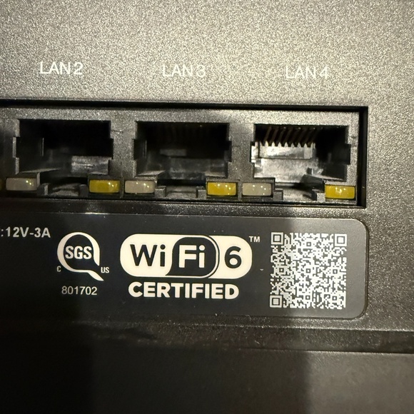 Verizon Internet Gateway Business-Grade Router - Picture 4 of 6